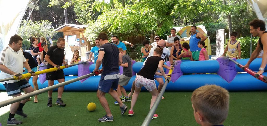 Le Esperidi Camping Ecoresort Marina Di Bibbona Exteriör bild