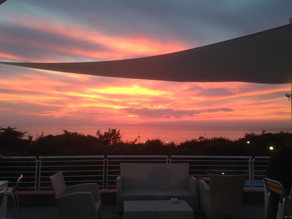 Le Esperidi Camping Ecoresort Marina Di Bibbona Exteriör bild